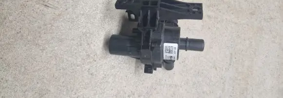 Hyundai Ioniq 5 Electric auxiliary coolant/water pump 25660GI500