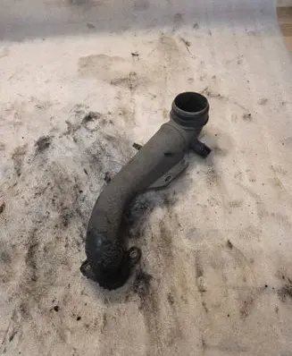 Volkswagen PASSAT B4 Turbo air intake inlet pipe/hose