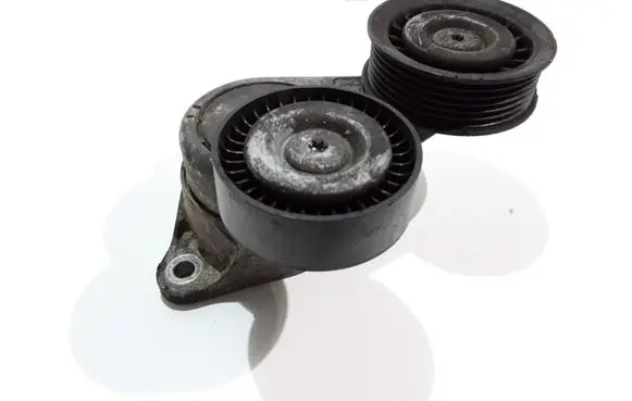 Ford Focus Alternator belt tensioner 