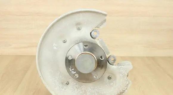 Audi A6 S6 C7 4G Rear wheel hub 8K0501611D