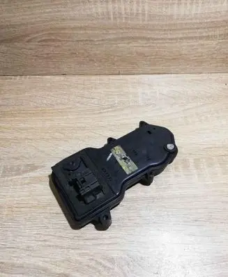 Mazda 6 Tailgate boot lock/latch motor MAZDA6