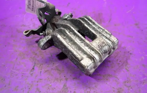Seat Leon (1P) Rear brake caliper