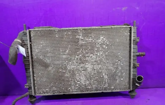 Ford Mondeo Mk III Coolant radiator 1S7H8C342CB