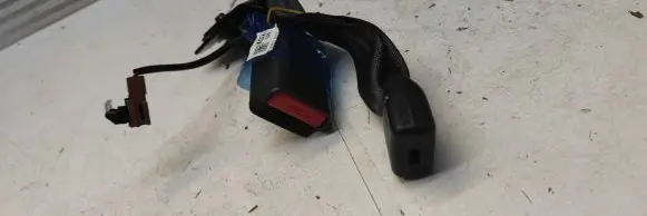 Hyundai Kona I Front seatbelt 89810J9100