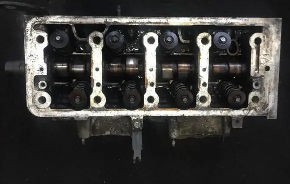 Peugeot 106 Engine head 9619406110