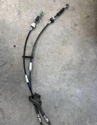 Fiat 500 Gear shift cable bracket