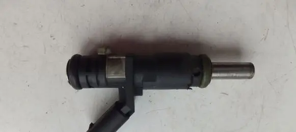 Mercedes-Benz CLK A209 C209 Fuel injector A2720780249