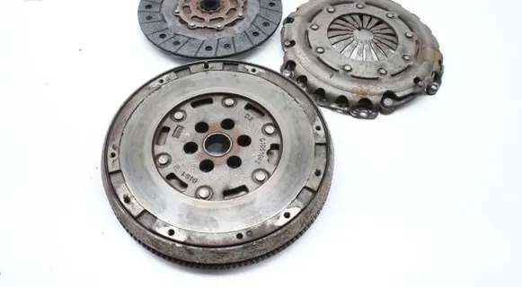 Opel Crossland X Clutch set kit 9813701180
