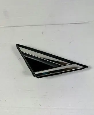 Ford Mondeo MK V Front arch trim 