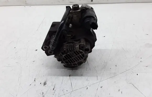 Suzuki Grand Vitara II Fuel injection high pressure pump 8200342594