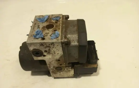 Audi A6 S6 C5 4B ABS Pump 8E0614111H