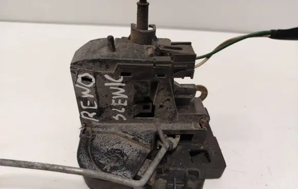 Renault Scenic I Front door lock