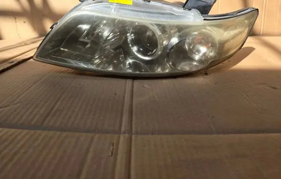 Infiniti FX Headlight/headlamp