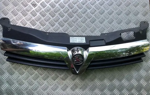 Opel Astra H Front grill 13241970 95653704 13241964
