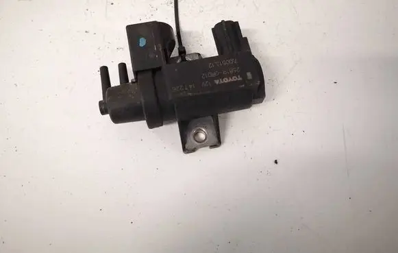 Toyota Avensis T250 Turbo solenoid valve 258190R012 13T003