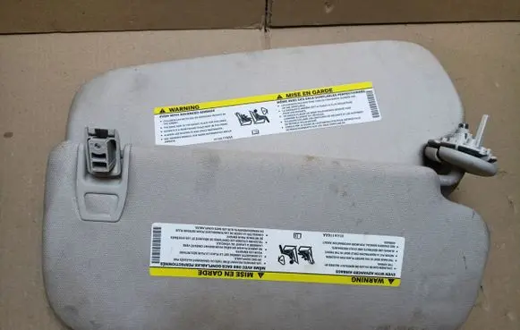 Dodge Durango III Sun visor