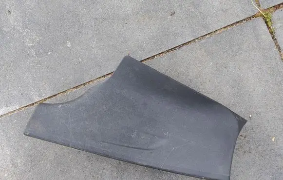 Citroen C3 Rear sill (body part) 9683549377 633150042