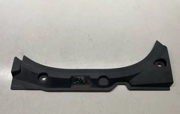Audi A8 S8 D4 4H Fender foam support/seal 4H0823745C