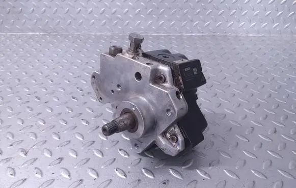 Volkswagen Phaeton Fuel injection high pressure pump 059130755J 0445010125 059130755E