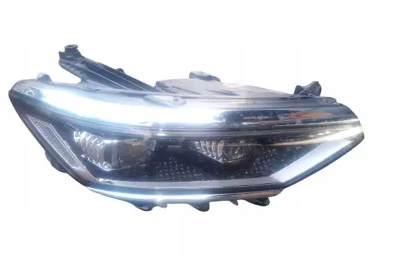 Volkswagen PASSAT B8 Headlights/headlamps set 