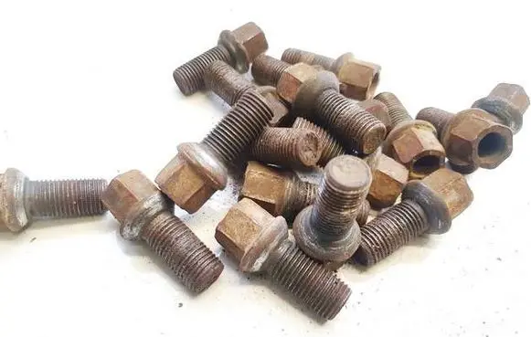 Audi A6 S6 C6 4F Nuts/bolts 