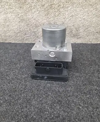 Renault Captur II ABS Pump 476608195R