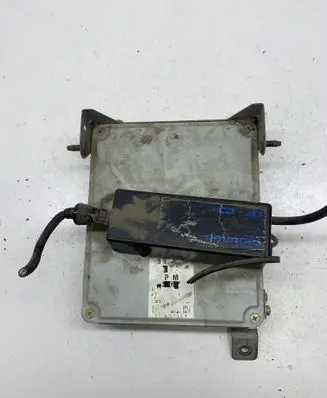 Mazda 323 F Engine control unit/module