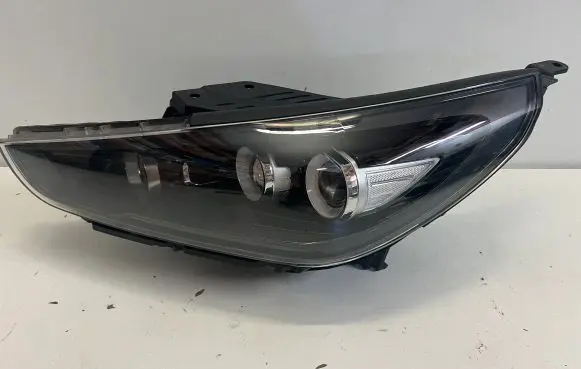 Hyundai i30 Headlight/headlamp G492121050 92101G4XXX