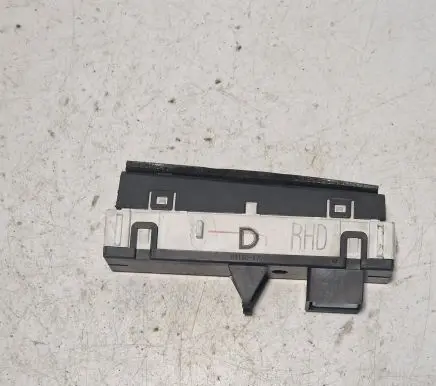 Passenger airbag on/off switch