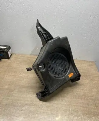Mercedes-Benz ML W164 Subwoofer speaker A1648202202 18564088B 39605M1102