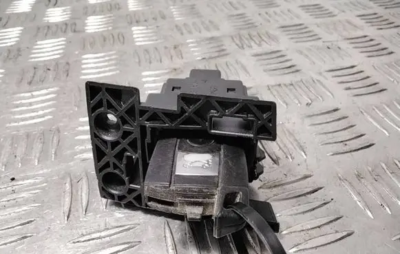 BMW 3 E90 E91 Ignition lock 6954719 10862510 314105