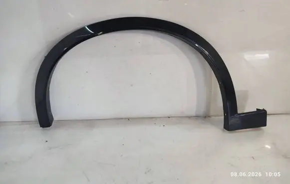 BMW X4 F26 Fender trim (molding) 8050455