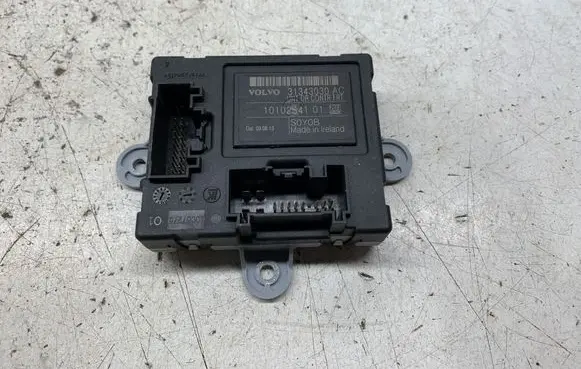 Volvo V70 Door control unit/module 31343030AC 1010254101 10057280