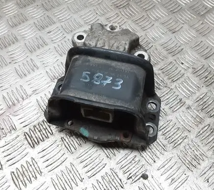 Peugeot 308 Engine mount bracket 9636270080