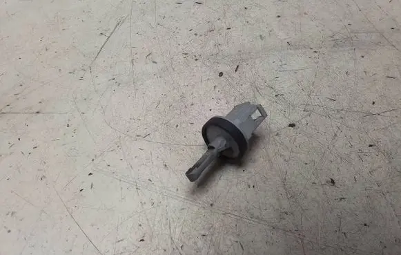 Interior temperature sensor