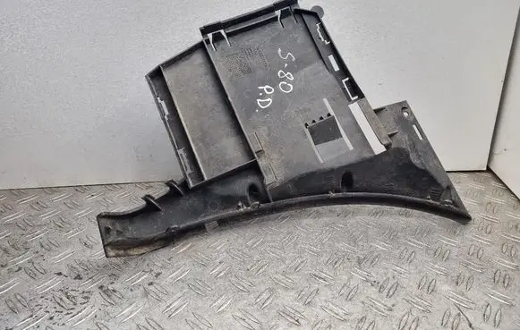 Volvo S80 Front bumper mounting bracket 8693704
