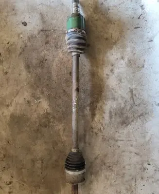 Subaru B9 Tribeca Front driveshaft