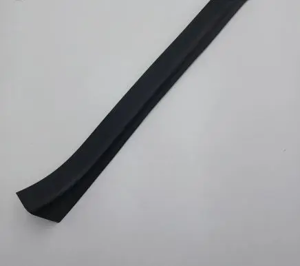 Nissan Leaf II (ZE1) Front sill trim cover 769B53NLOA