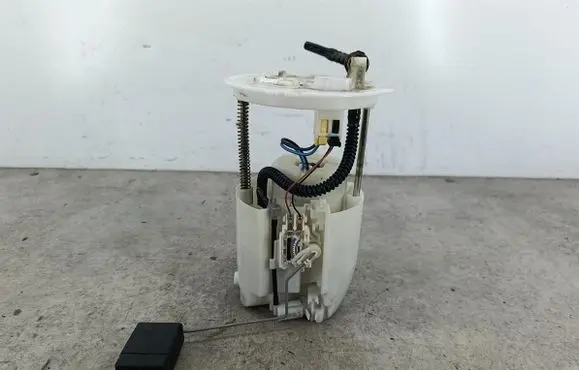 Mazda 5 In-tank fuel pump 