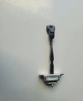 Renault Kadjar Front door check strap stopper