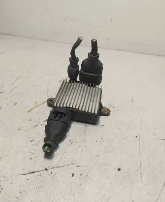 Hyundai Sonata Fan control module 253853K210 MG632938 0847