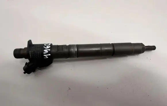 Volvo S60 Fuel injector 31303238 0445116046