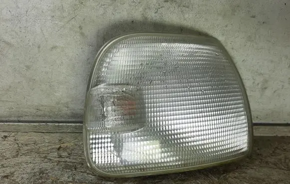 Volkswagen Transporter - Caravelle T4 Front indicator light 7D0953042F