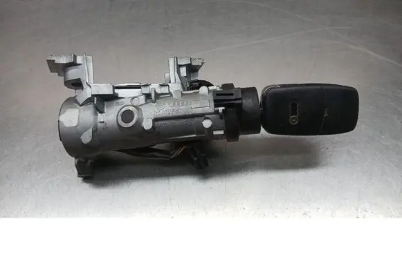 Audi A3 S3 8P Ignition lock 1K0905851B