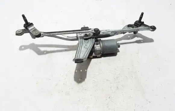Volvo XC90 Front wiper linkage 31349369