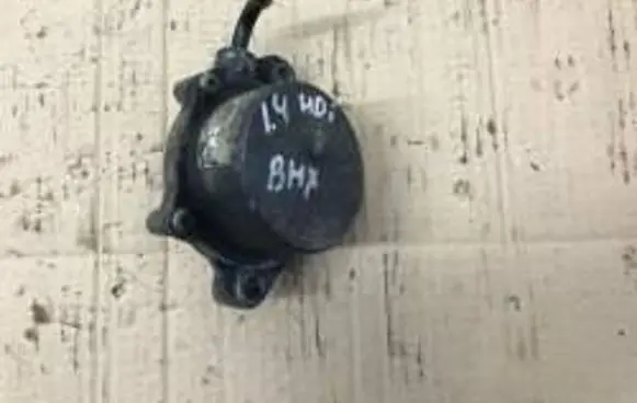 Ford Fiesta Vacuum pump 9637413980
