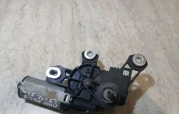 Audi A6 S6 C5 4B Rear window wiper motor 8L0955711B