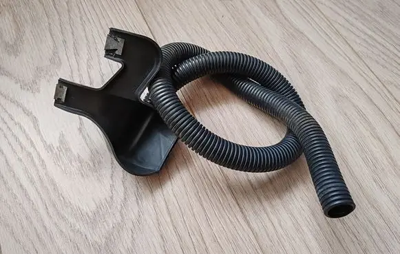 Audi A2 Water drain line hose 8Z0819976