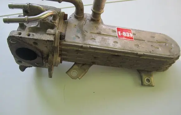 Audi A3 S3 8P EGR valve cooler 038131513AD