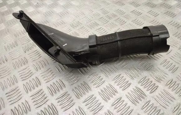 Opel Mokka Air intake duct part 95143260